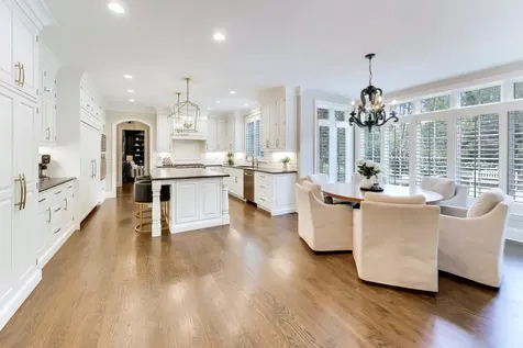 1871 West Salisbury Lane Lake Forest IL 60045
