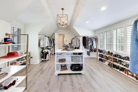 1871 West Salisbury Lane Lake Forest IL 60045