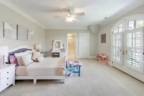 1871 West Salisbury Lane Lake Forest IL 60045