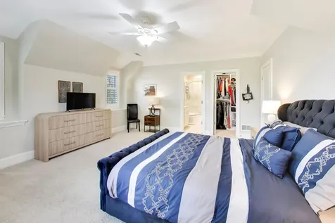 1871 West Salisbury Lane Lake Forest IL 60045