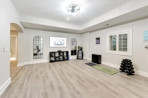 1871 West Salisbury Lane Lake Forest IL 60045