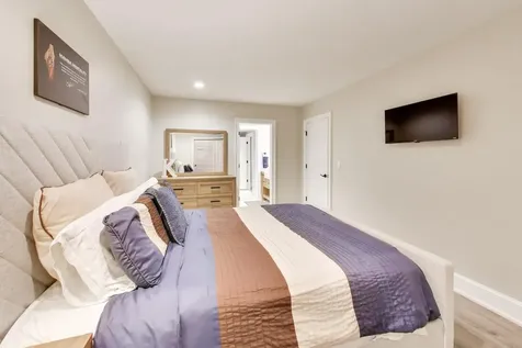 1871 West Salisbury Lane Lake Forest IL 60045