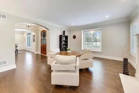 1871 West Salisbury Lane Lake Forest IL 60045