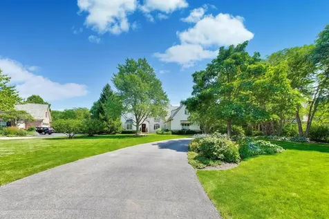 1871 West Salisbury Lane Lake Forest IL 60045