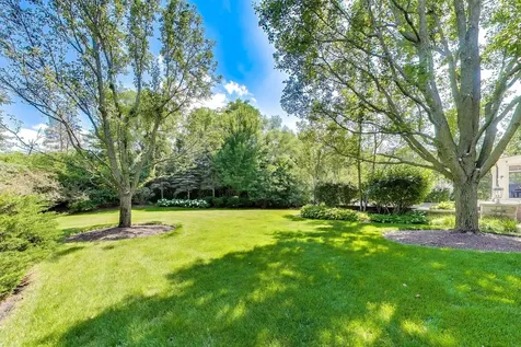 1871 West Salisbury Lane Lake Forest IL 60045
