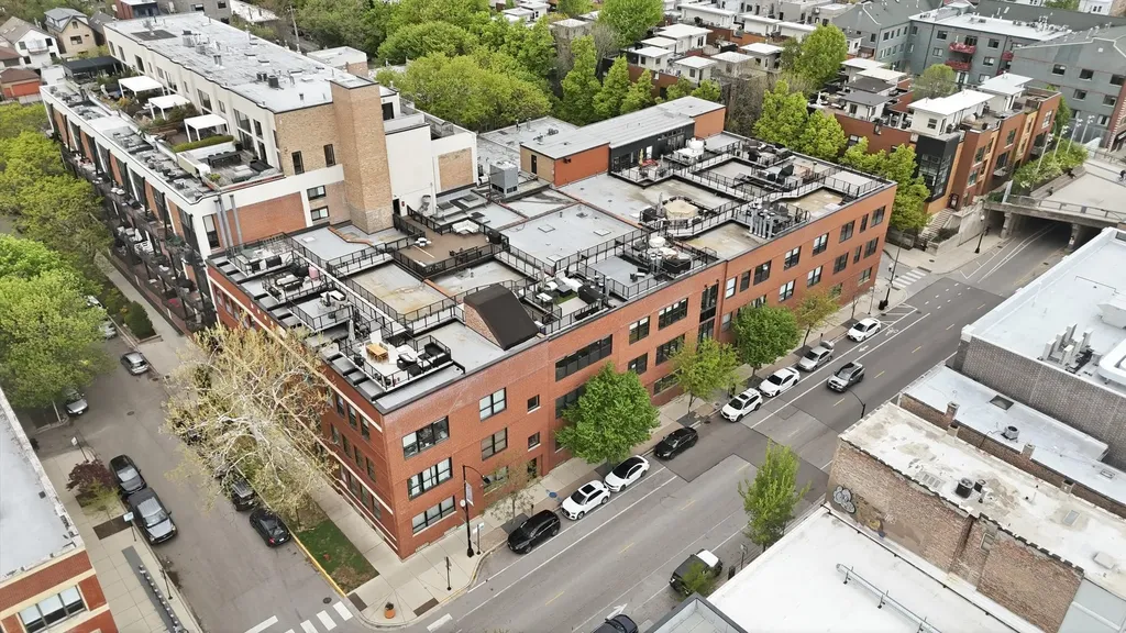 1728 North Damen Avenue Chicago IL 60647