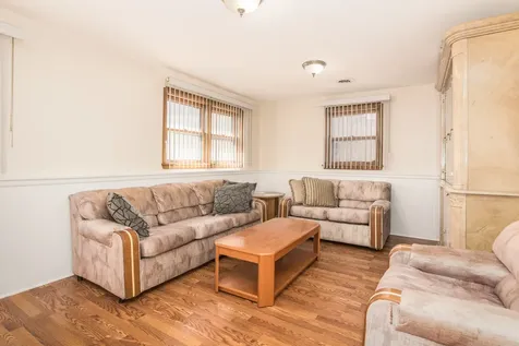 8516 North Ozanam Avenue Niles IL 60714