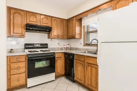 8516 North Ozanam Avenue Niles IL 60714