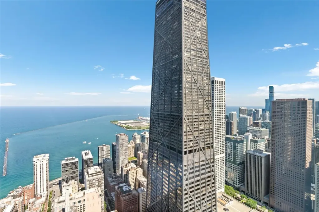 132 East Delaware Place Chicago IL 60611