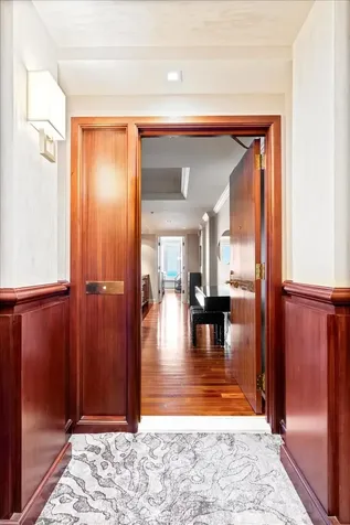 132 East Delaware Place Chicago IL 60611