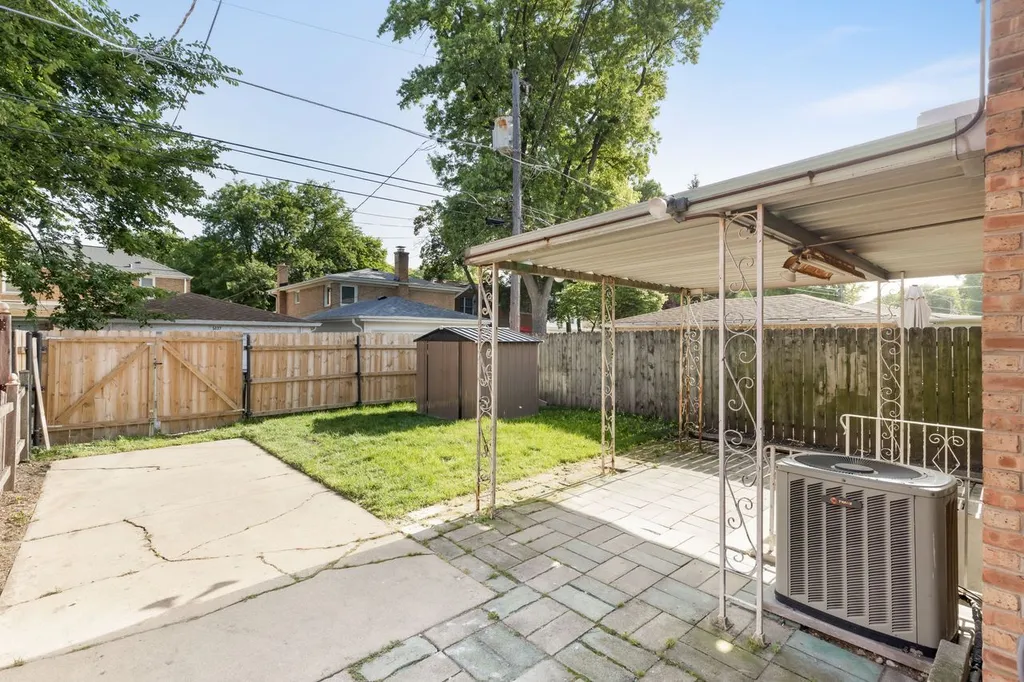 5334 Grove Street Skokie IL 60077