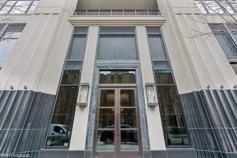 9 West Walton Street Chicago IL 60610