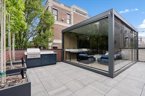 2207 North Orchard Street Chicago IL 60614