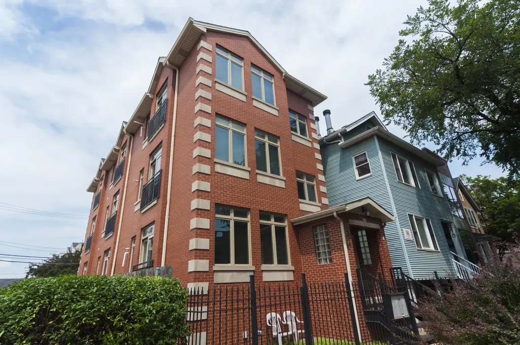 2416 North Greenview Avenue Chicago IL 60614