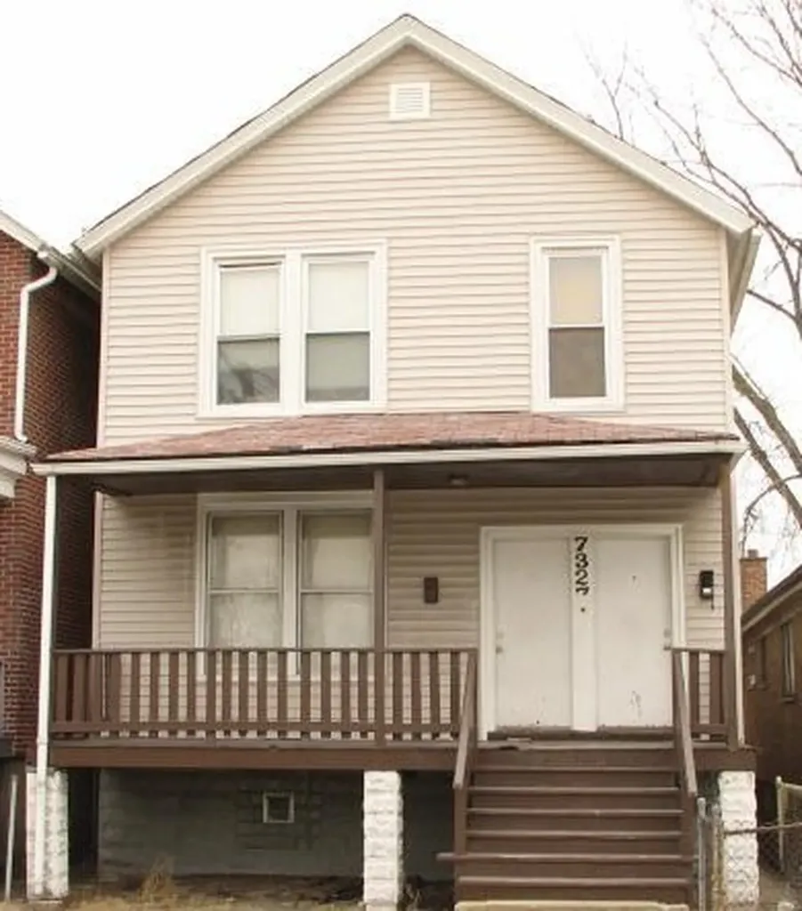 7327 South Kimbark Avenue Chicago IL 60619