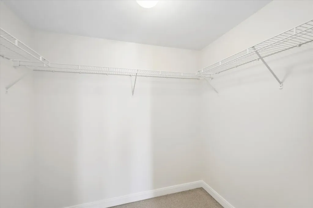 130 North Garland Court Chicago IL 60602