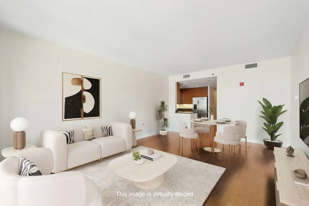 130 North Garland Court Chicago IL 60602