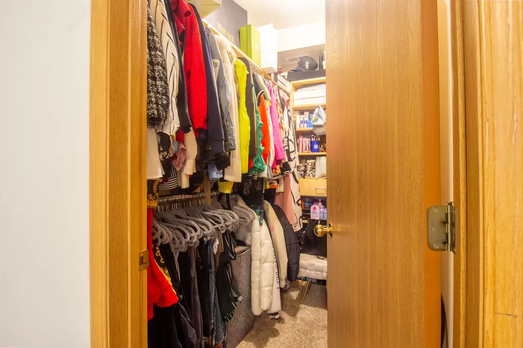 2335 East 70th Place Chicago IL 60649