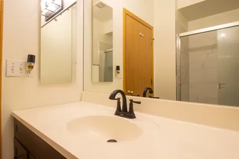2335 East 70th Place Chicago IL 60649