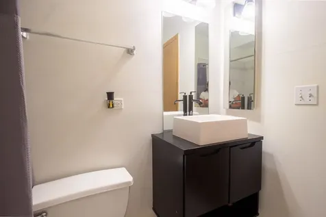 2335 East 70th Place Chicago IL 60649