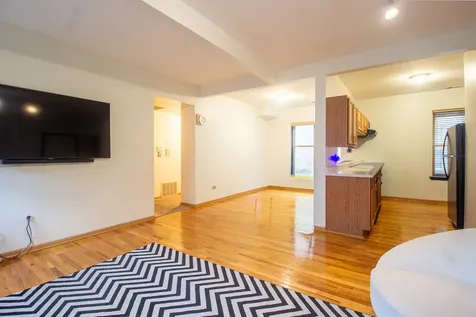 2335 East 70th Place Chicago IL 60649