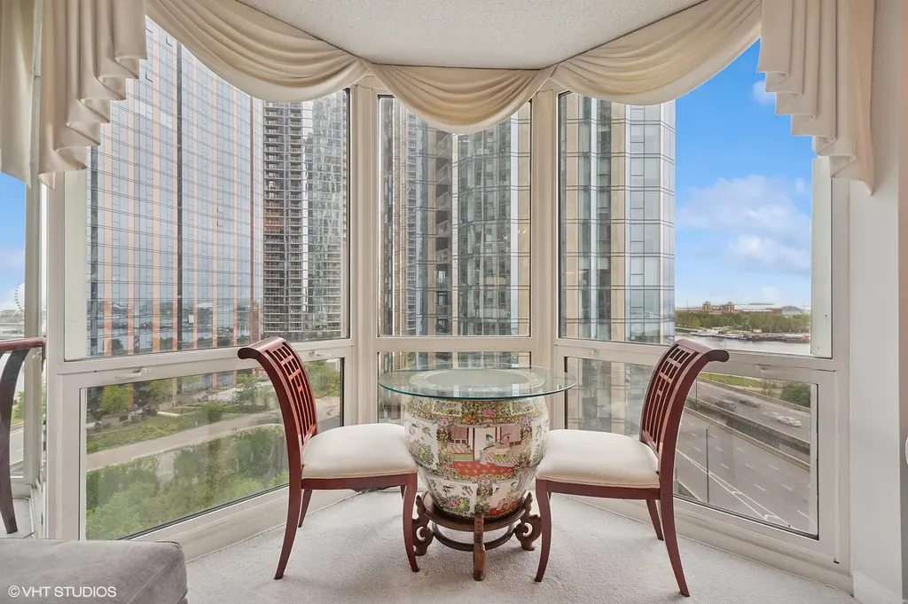 195 North Harbor Drive Chicago IL 60601