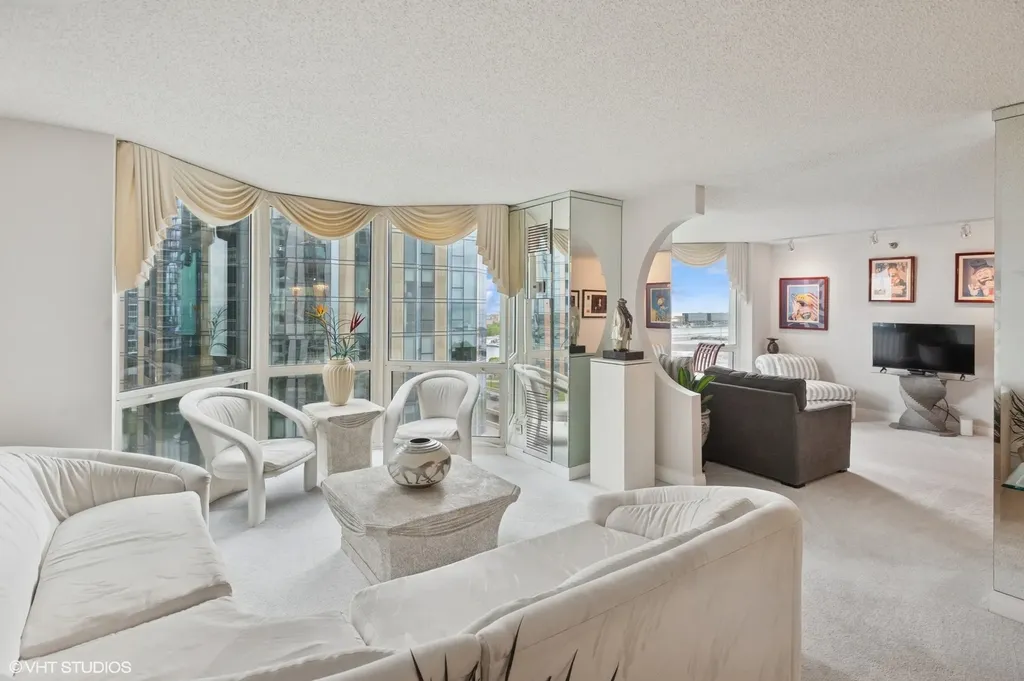 195 North Harbor Drive Chicago IL 60601