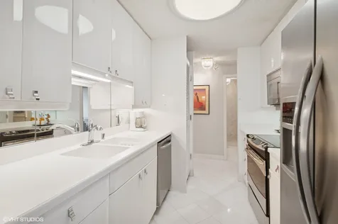 195 North Harbor Drive Chicago IL 60601