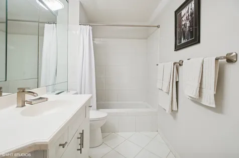 195 North Harbor Drive Chicago IL 60601