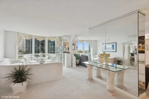195 North Harbor Drive Chicago IL 60601
