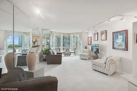 195 North Harbor Drive Chicago IL 60601