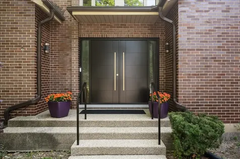 1317 Eskin Drive Northbrook IL 60062