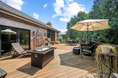 1317 Eskin Drive Northbrook IL 60062