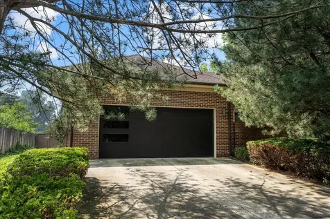 1317 Eskin Drive Northbrook IL 60062