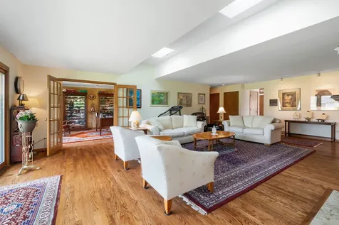 14 Hamilton Lane Oak Brook IL 60523