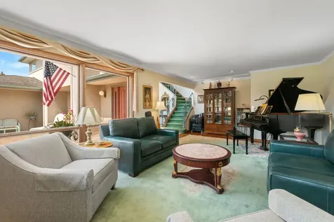 14 Hamilton Lane Oak Brook IL 60523