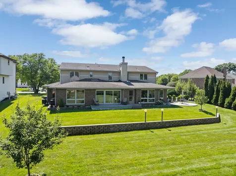 14 Hamilton Lane Oak Brook IL 60523