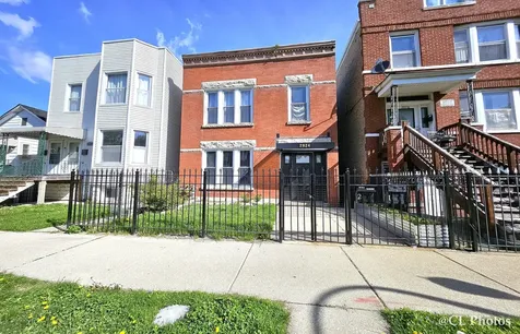 2924 West 38th Place Chicago IL 60632
