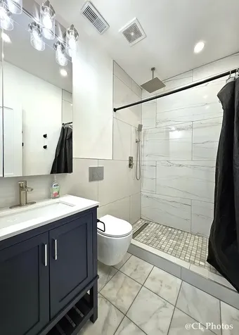 2924 West 38th Place Chicago IL 60632