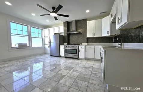 2924 West 38th Place Chicago IL 60632