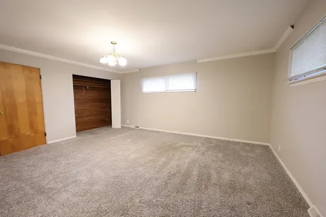 1601 Barthelone Street Crest Hill IL 60403