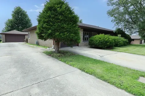 1601 Barthelone Street Crest Hill IL 60403