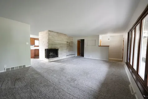 1601 Barthelone Street Crest Hill IL 60403