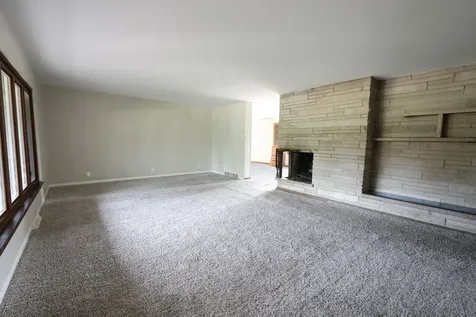 1601 Barthelone Street Crest Hill IL 60403