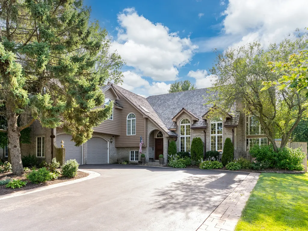 12910 South Hadfield Drive Plainfield IL 60585