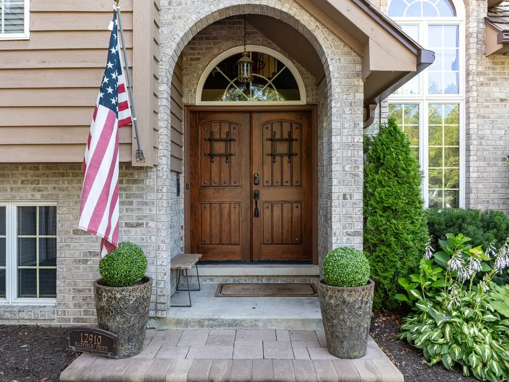 12910 South Hadfield Drive Plainfield IL 60585