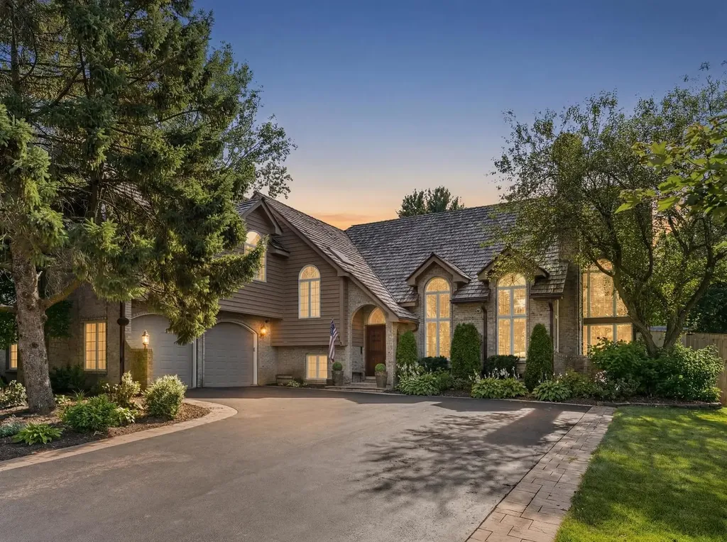 12910 South Hadfield Drive Plainfield IL 60585