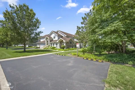 1301 Spencer Lane Batavia IL 60510