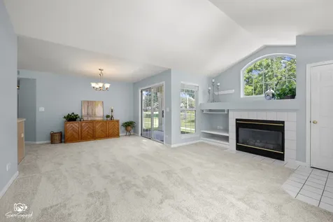 1301 Spencer Lane Batavia IL 60510