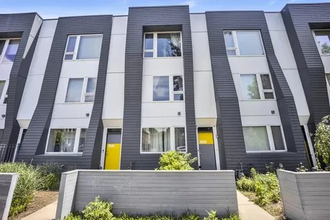 2639 North Hamlin Avenue Chicago IL 60647